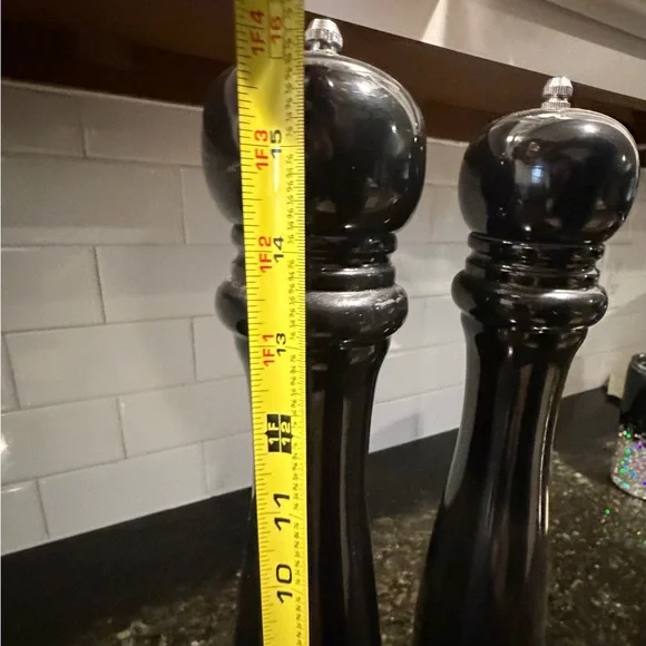 Elegant Black Pepper Mill Set - Picture 2 of 2